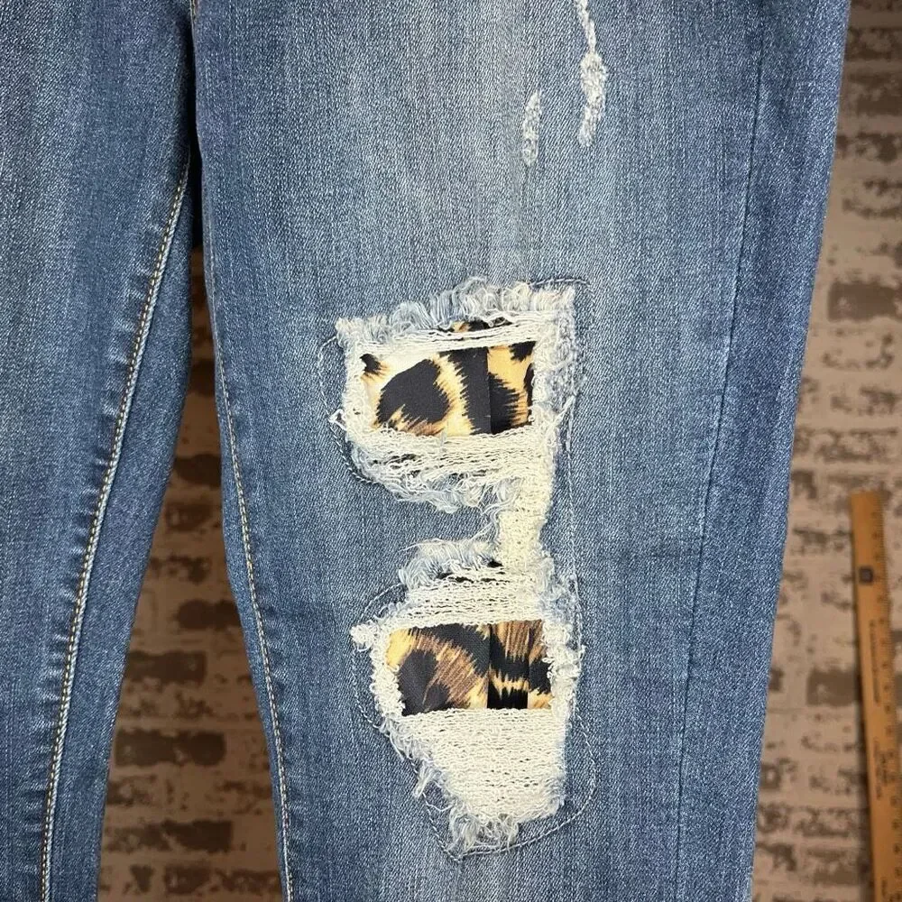 Judy blue | women nwt denim skinny fit distressed with cheetah print patches
